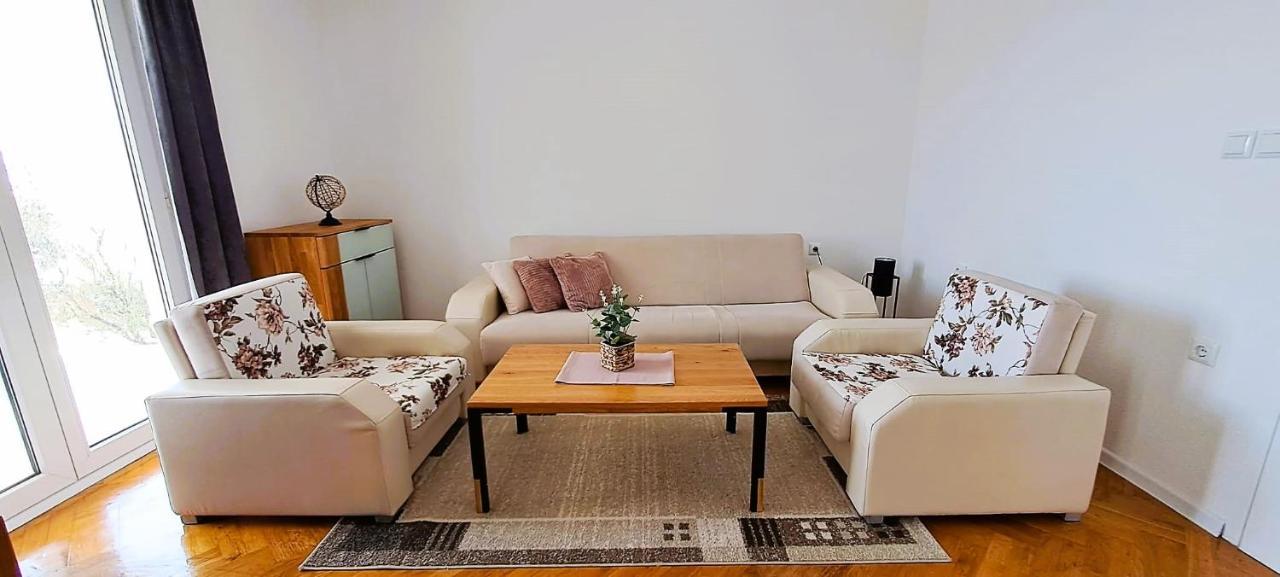 Apartment Anchor Celina Εξωτερικό φωτογραφία