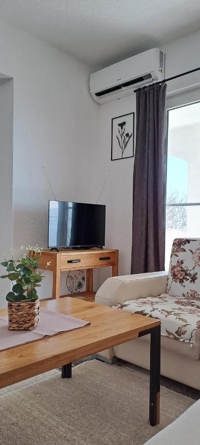 Apartment Anchor Celina Εξωτερικό φωτογραφία